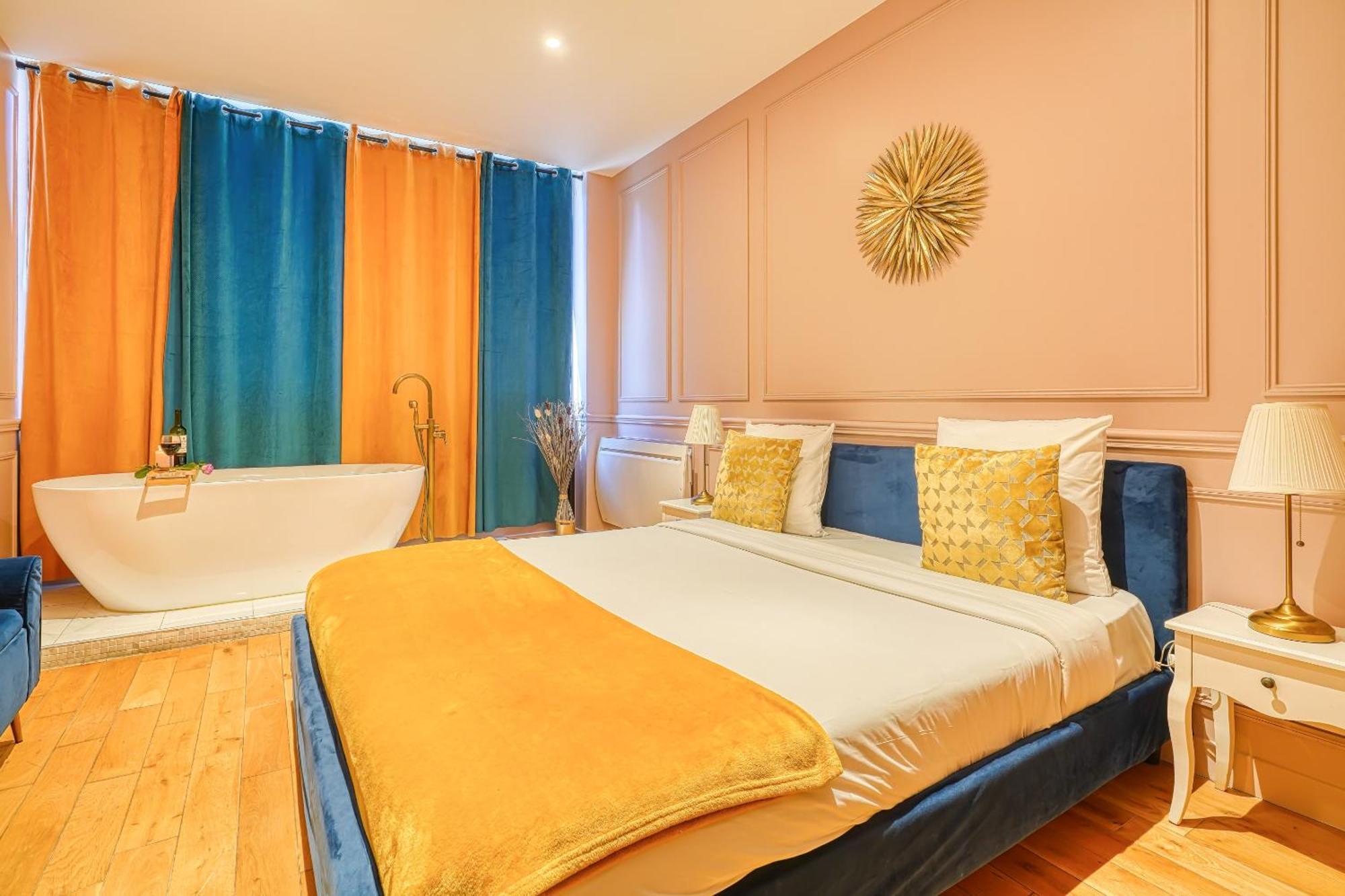Suite Anna In Paris Republique Room photo